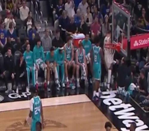 中超,球员疑与多,女生交往,德州扑克(中国)官方网站,德州扑克游戏,(中国)官方网站,在线玩德州扑克网站,德州扑克游戏官网